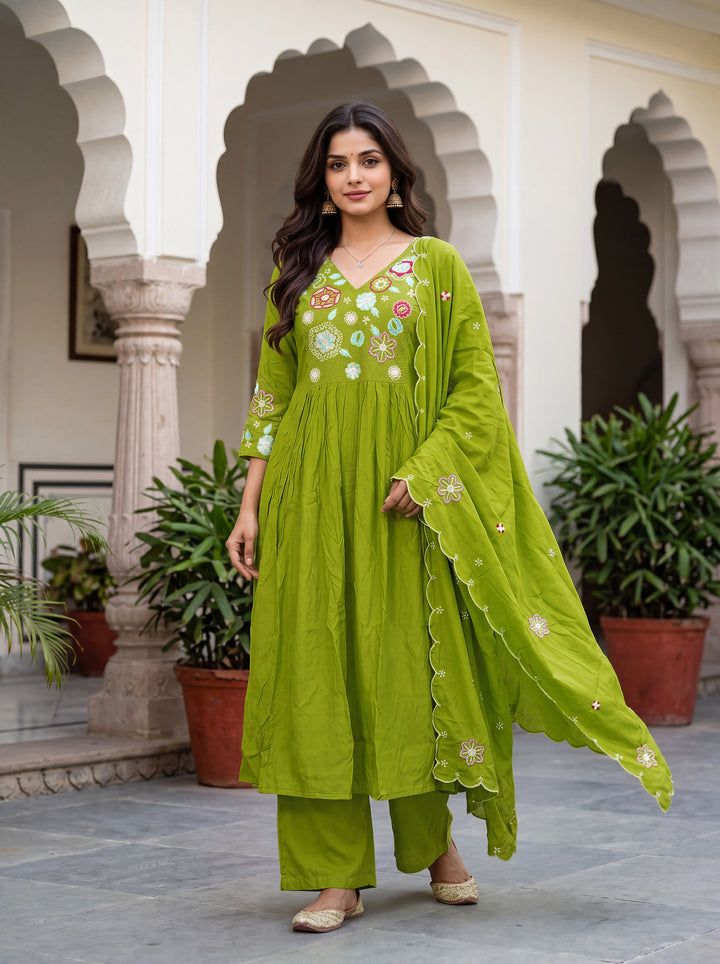 women-viscose-silk-multicolor-floral-embroidery-kurta-green-closeup-bohorang