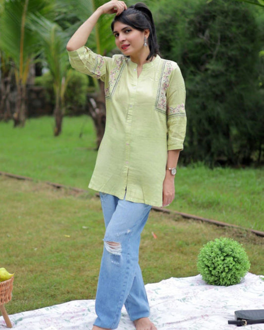 Green Viscose Rayon Kurti for Women – Fresh & Stylish Look