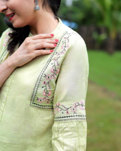 Green Viscose Rayon Kurti for Women – Fresh & Stylish Look