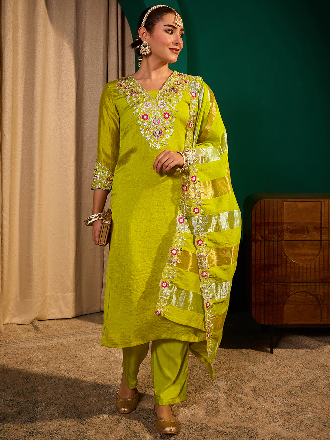 Women's Silk Blend Embroidered Straight Kurta with Pant And Dupatta Sets