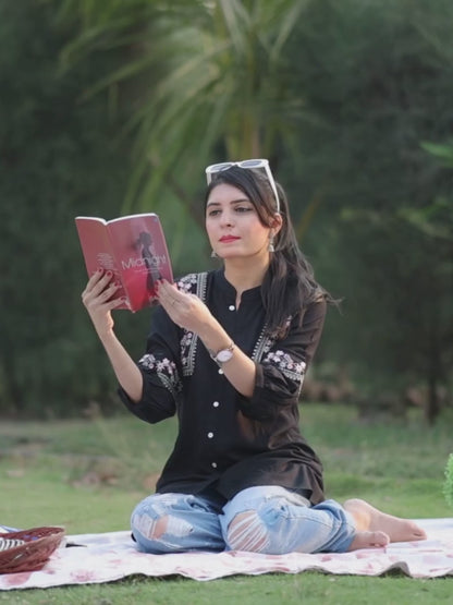 Black Elegant Kurti for Women – Classic Casual Style